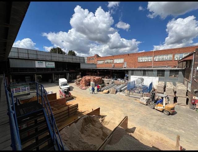2,676M² WAREHOUSE FOR SALE IN STRIJDOMPARK